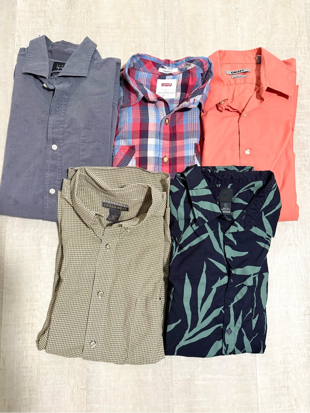 Men’s Large Button-down Shirt Bundle/DKNY Levi’s Jachs Urban Wear H&M 5 shirts